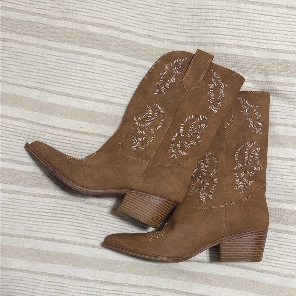 Brown Western-Style Women's Boots